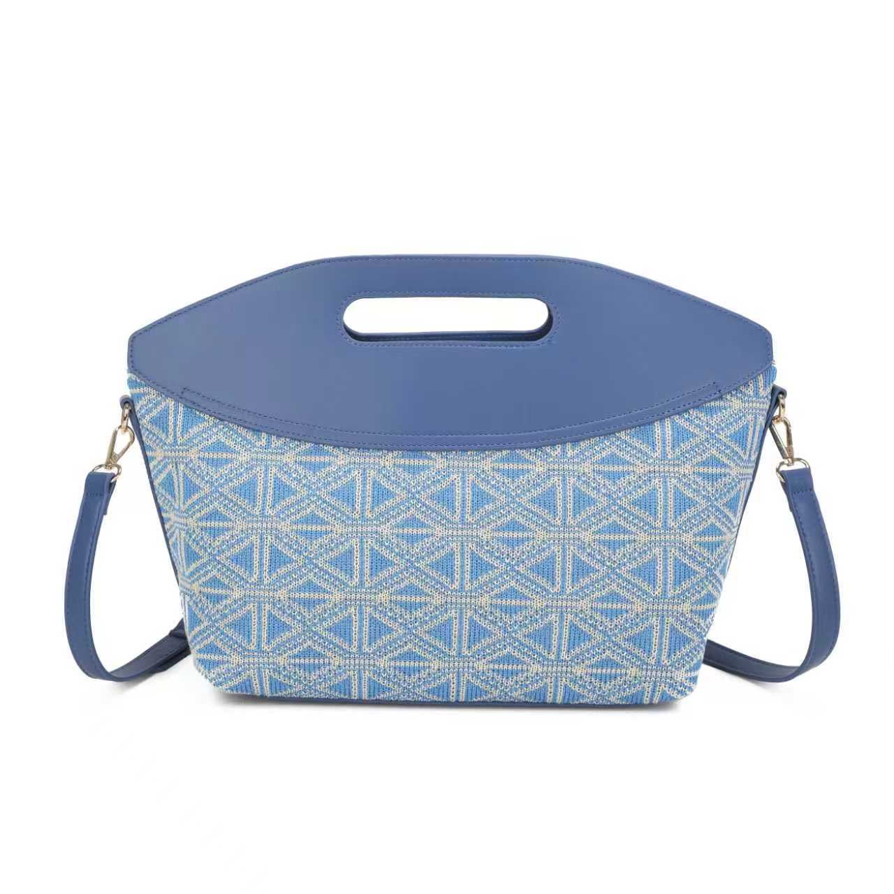 Borsa a mano prismatica geometrica in pelle lavorata a maglia Art.FF487
