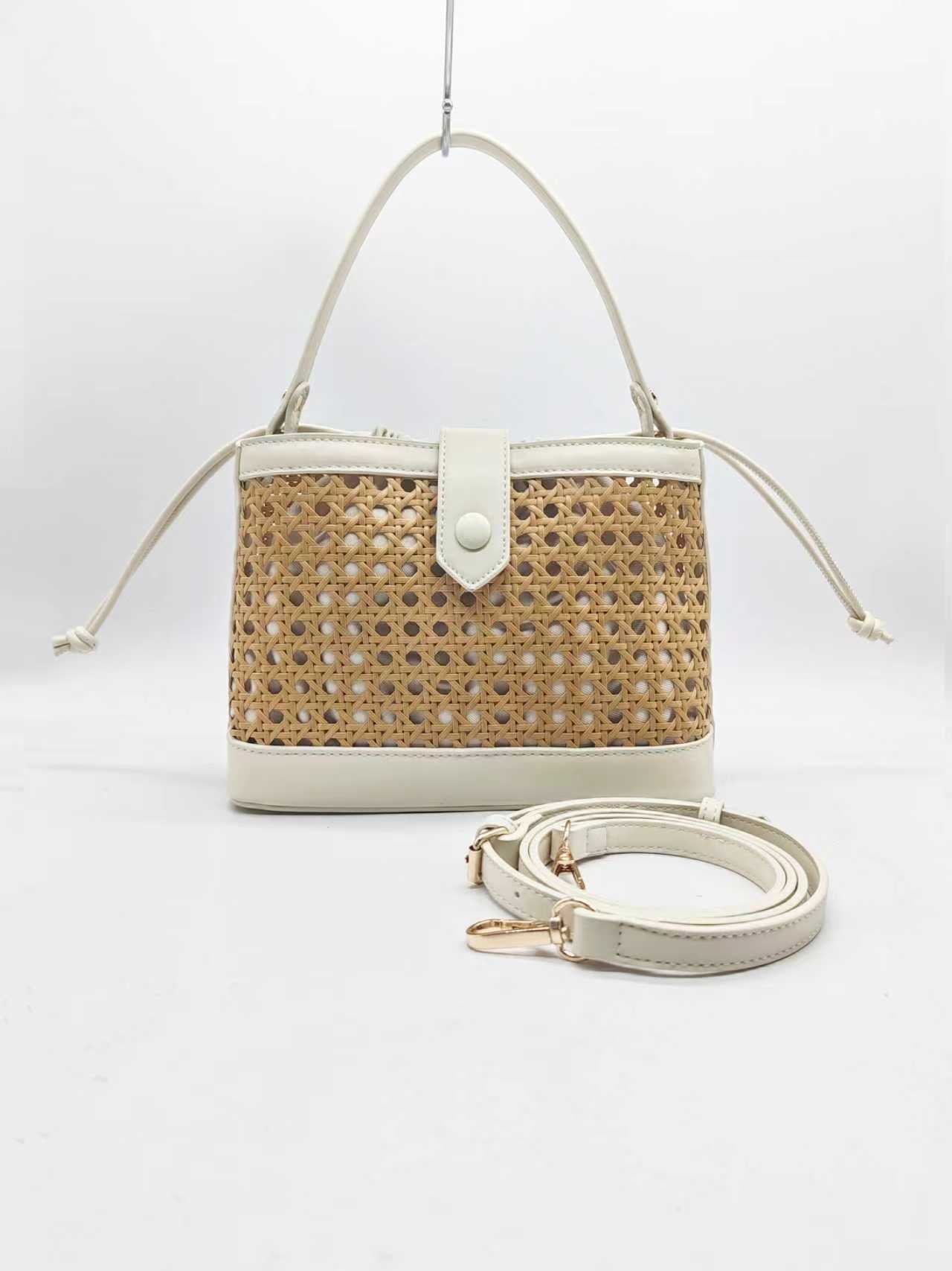 Borsa a mano in bambù con materiale PU e tasca interna, per tutti i giorni, alla moda. Art. 27483