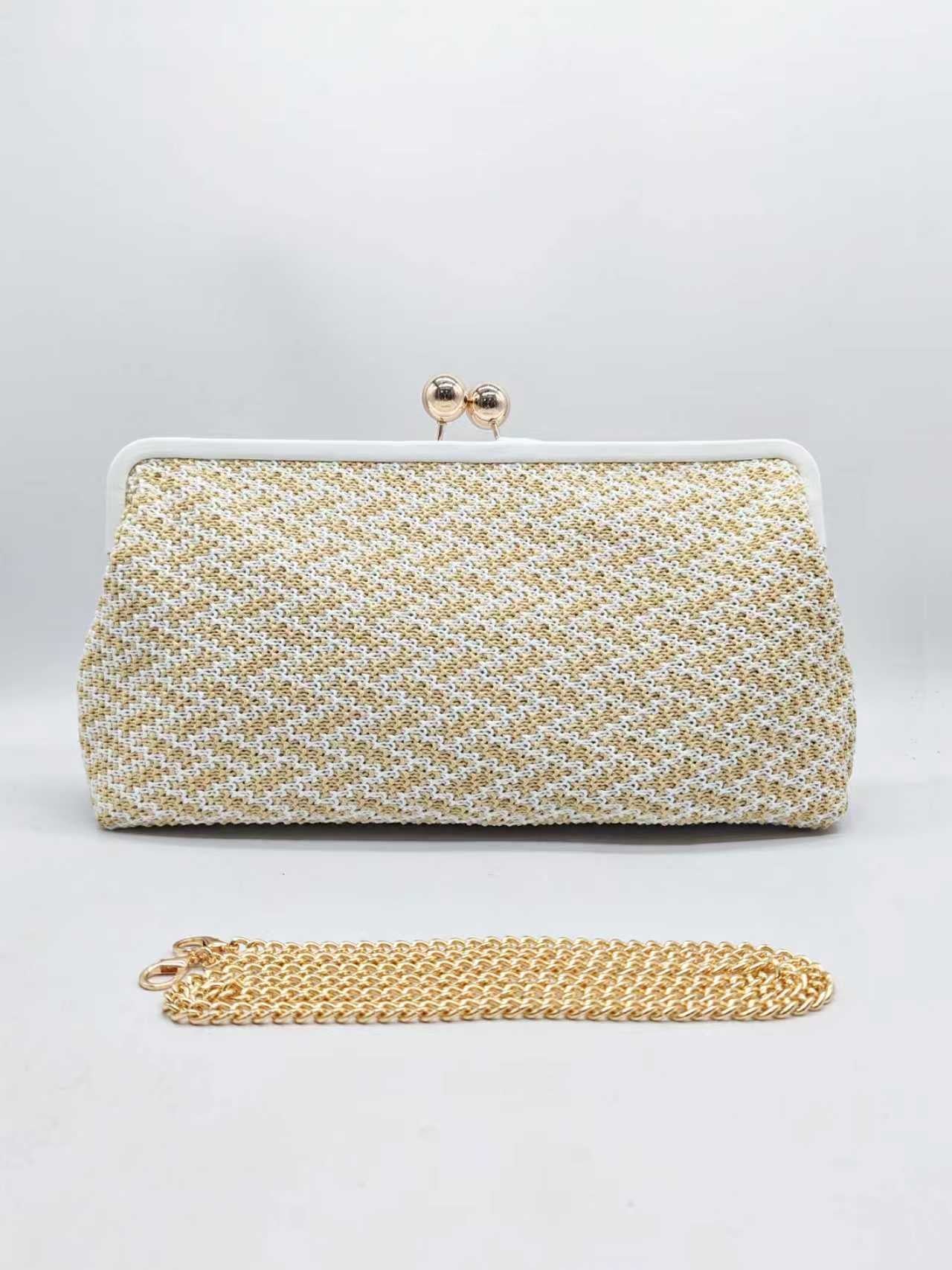 Borsa da Sera a Clip Grande con Motivo Geometrico in Paglia Art.27456
