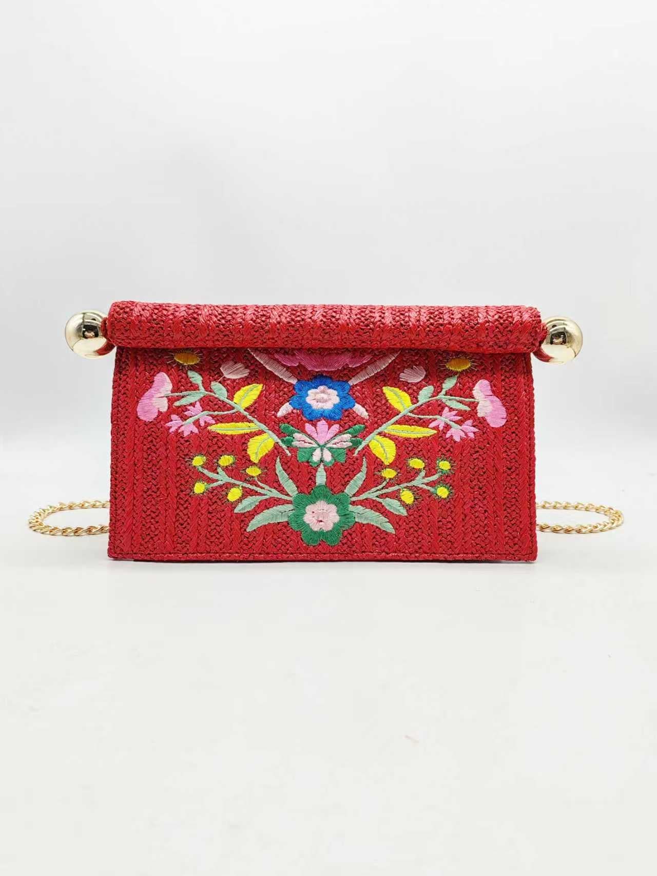 Borsa da sera moda con ricamo in paglia e decorazione in metallo Art.FF27453