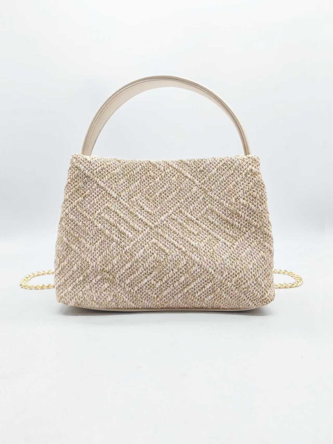 Borsa da sera a mano in maglia a filo dorato Art.FF27461